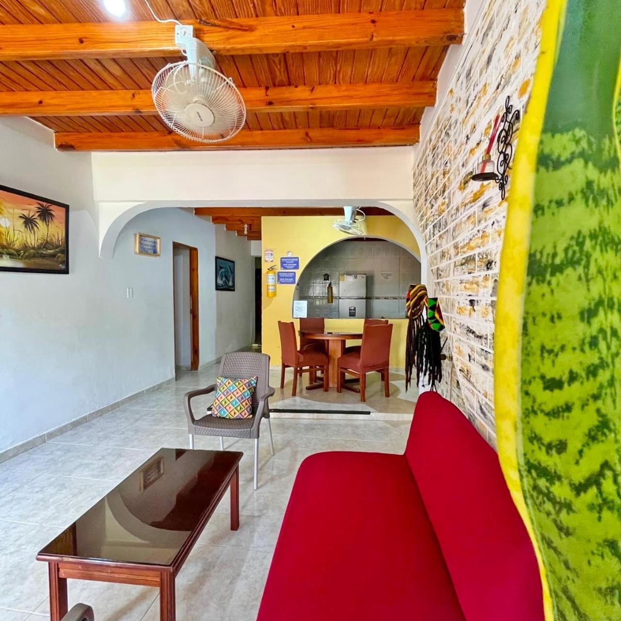 Hostal Mom Mariela San Andrés エクステリア 写真