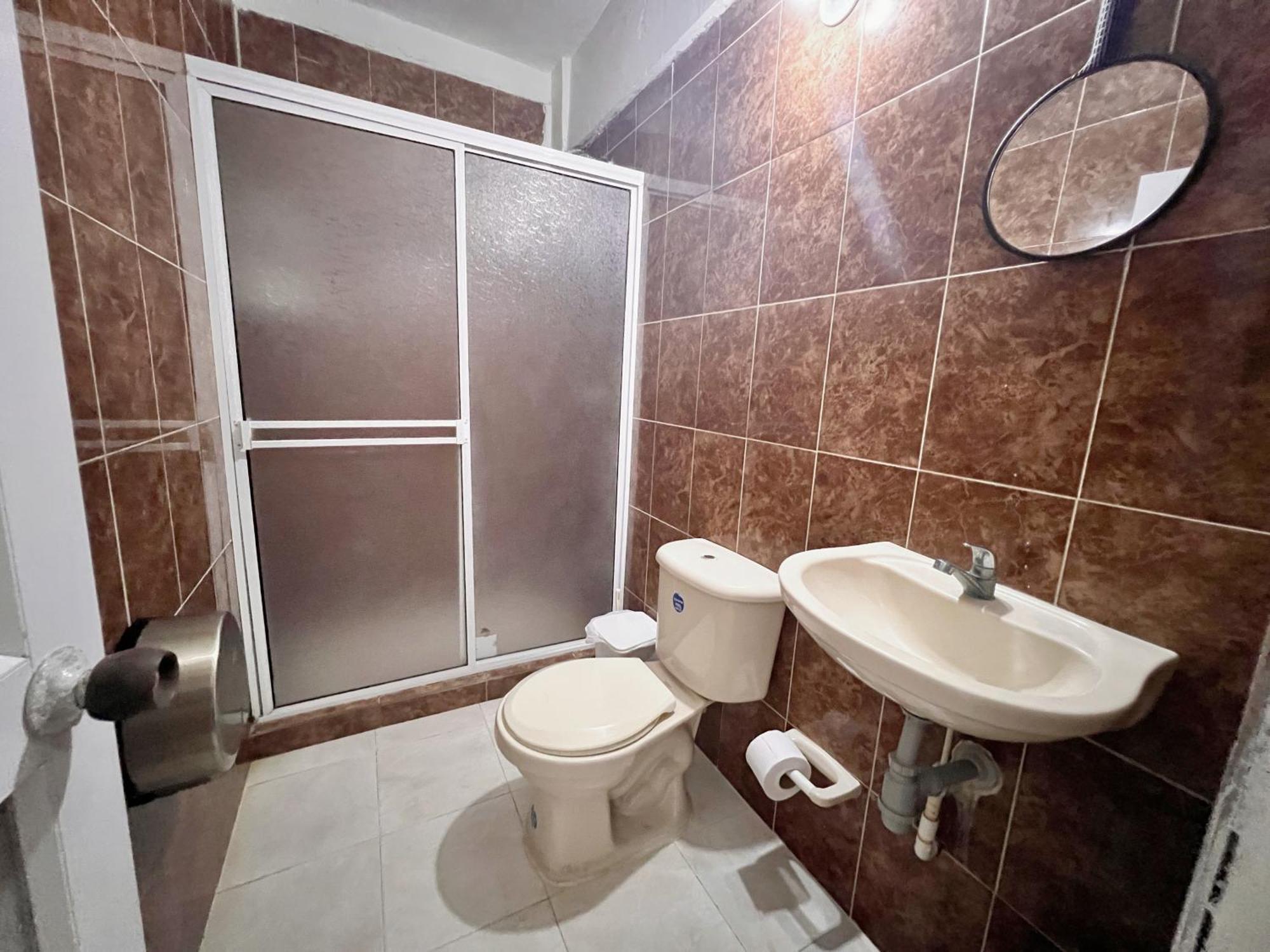 Hostal Mom Mariela San Andrés エクステリア 写真
